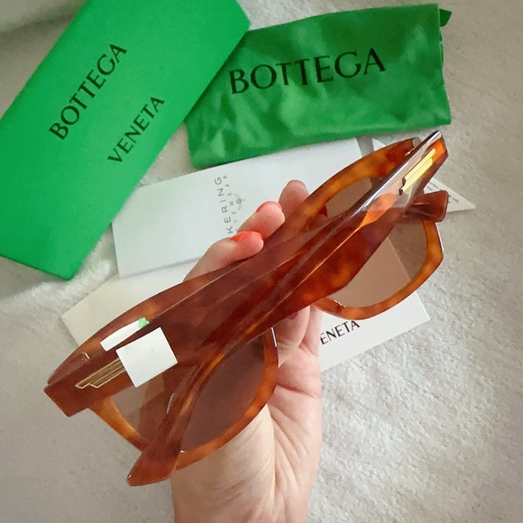 BOTTEGA VENETA 54MM Havana Frame light brown lens Oval Sunglasses BV1061S NIB - Picture 7 of 10
